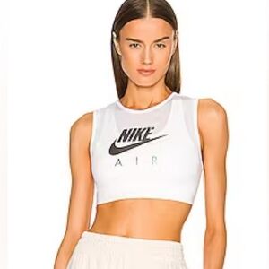 Nwot nike crop top size med